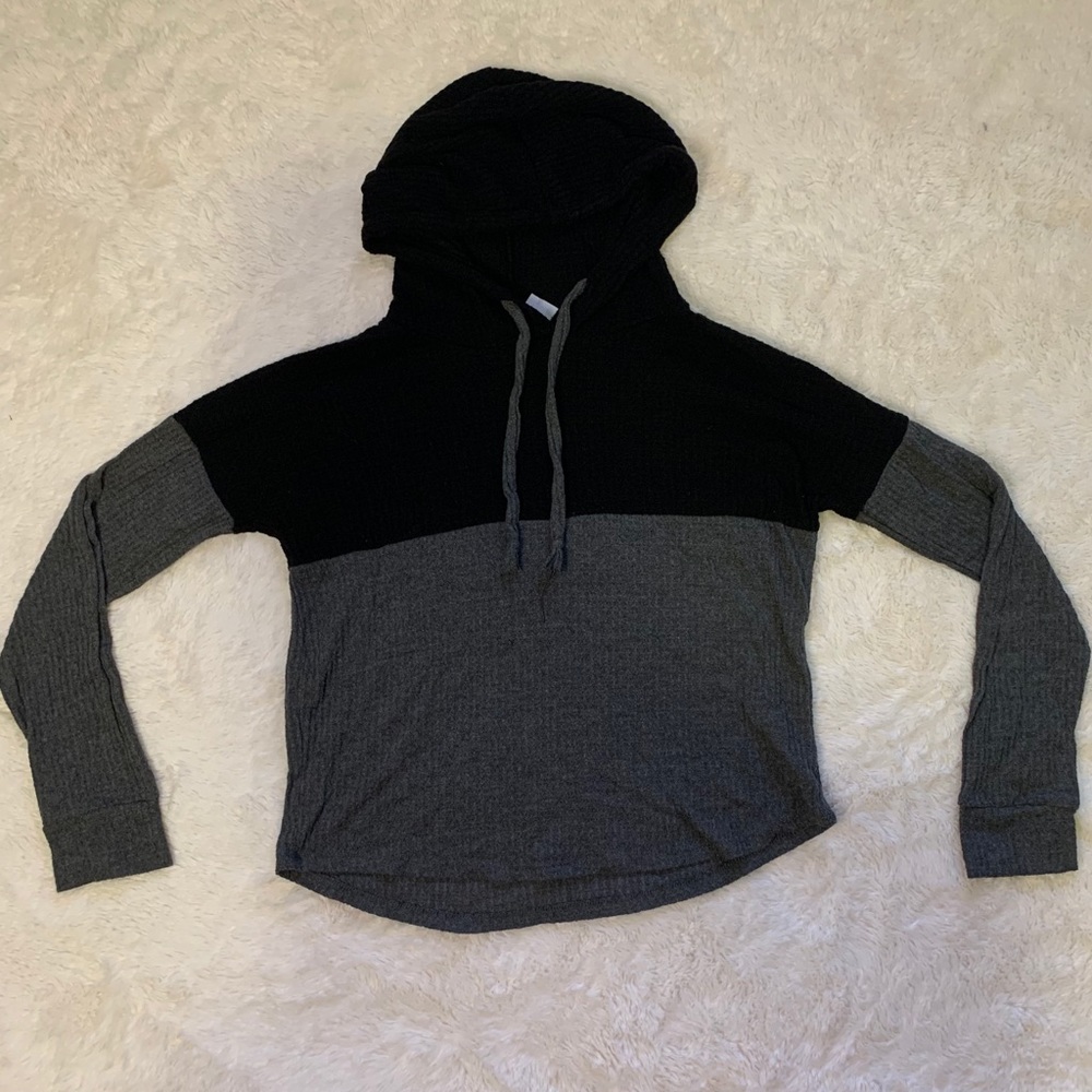Black and Grey Pullover